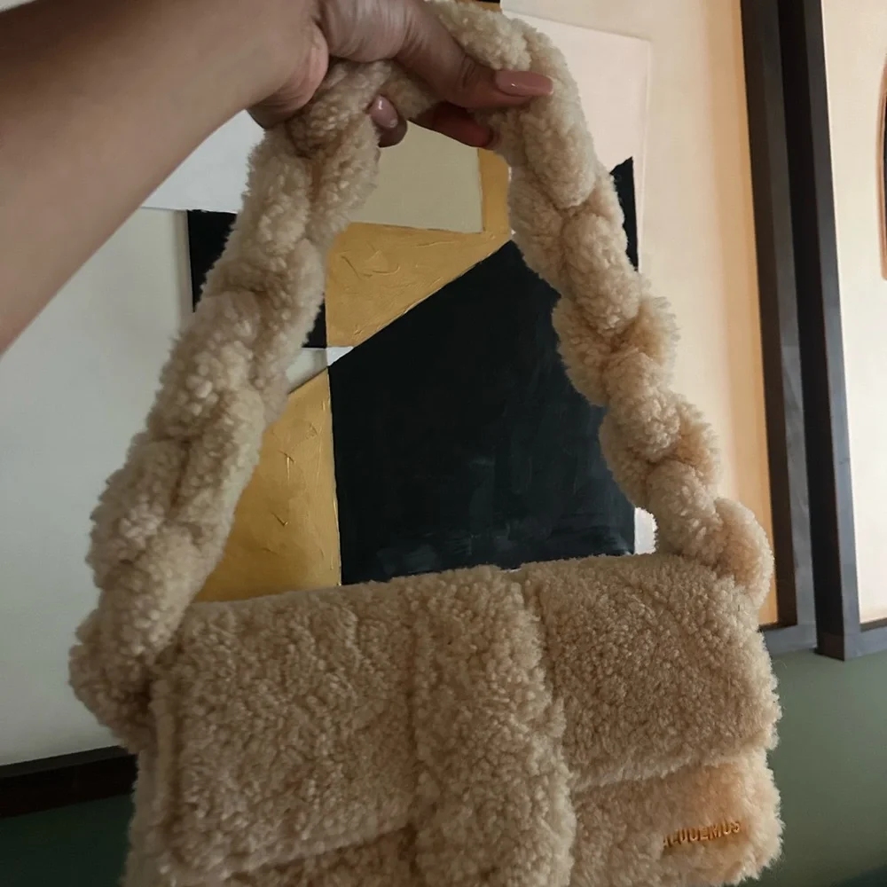Jacquemus Le Bambidou Shearling Shoulder Bag - Picture 2 of 2